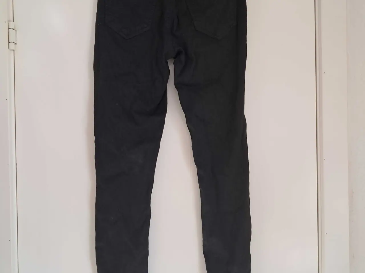 Billede 2 - Sorte skinny jeans
