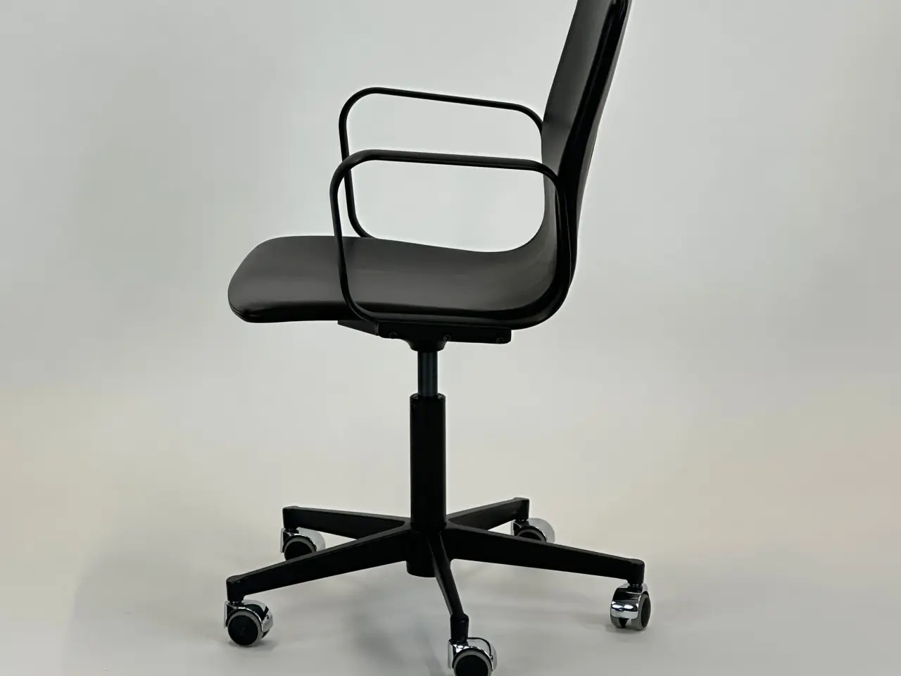 Billede 4 - Magnus Olesen Butterfly Swivel High Kontorstol – Sort