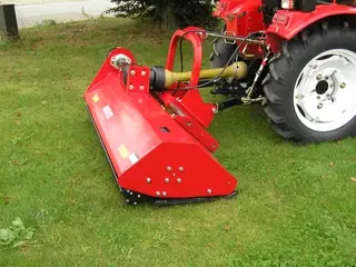 Søger BILLIG Traktor m klipper Køreklar OK Velfung