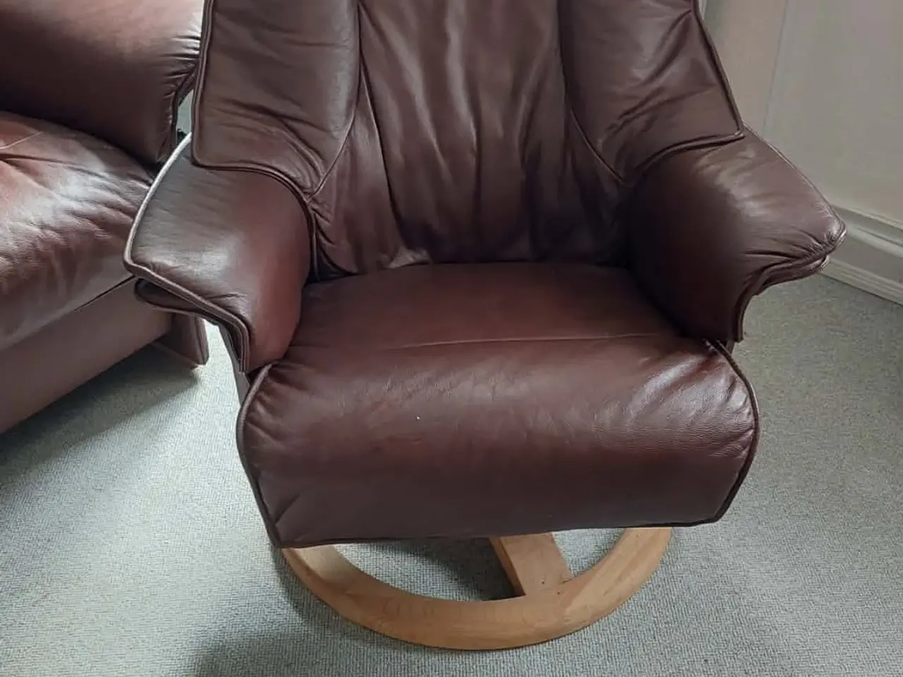 Billede 2 - Sofa og lænestol fra Hjort Knudsen 