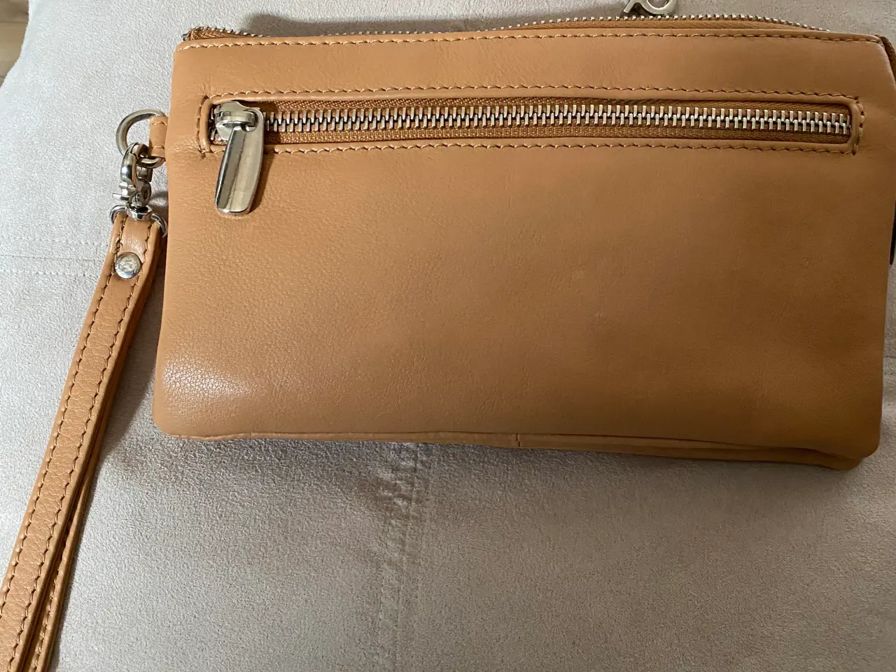 Billede 2 - Depeche læderclutch 