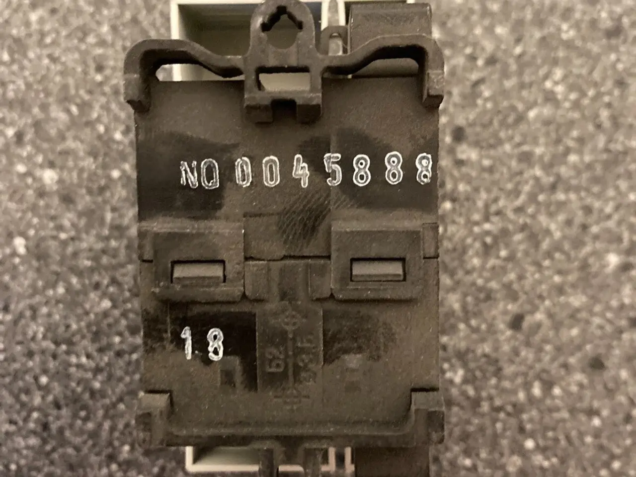 Billede 4 - Siemens 5TT3 991 Load Remote kontakt 20A 400V 24V