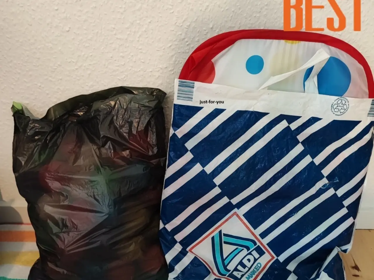 Billede 4 - Boldbassin !