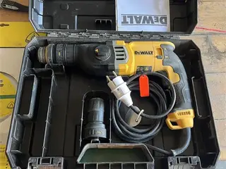 Dewalt D25144 - QS