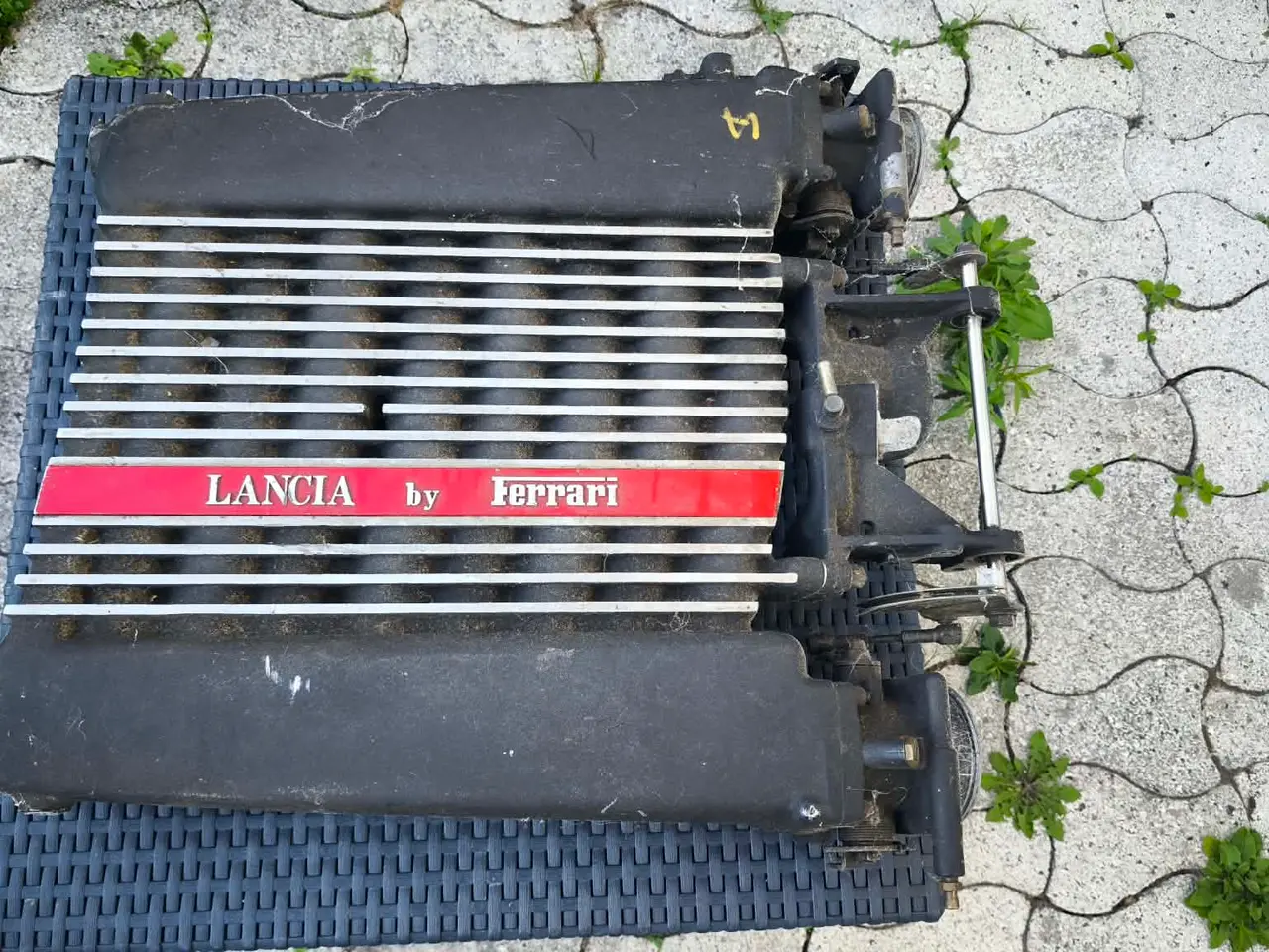 Billede 2 - Indsugning Lancia / Ferrari Thema 8.32