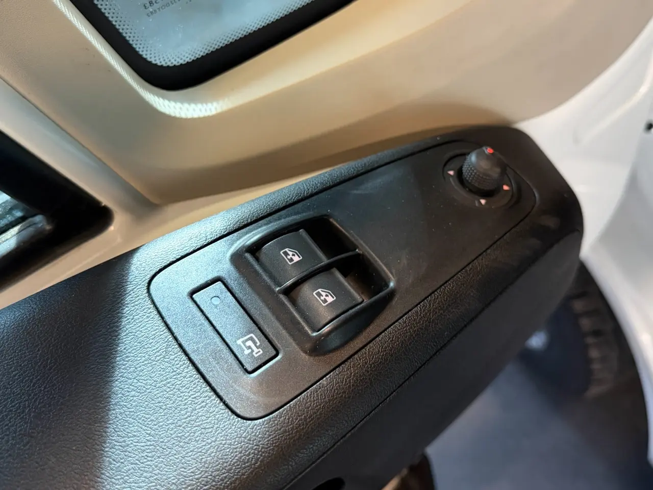 Billede 11 - Peugeot Boxer 333 2,2 HDi 150 Kassevogn L3H2