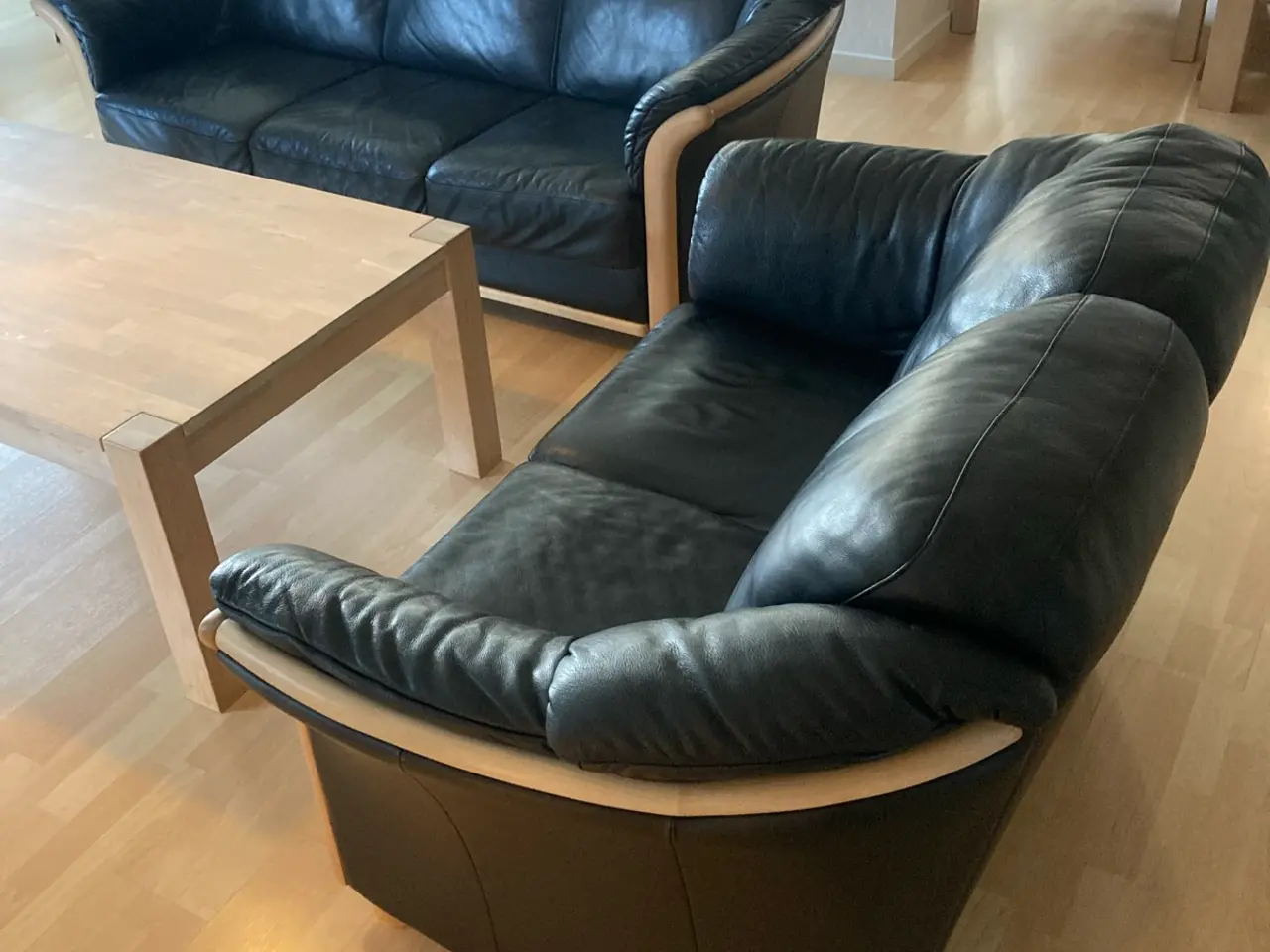 Billede 3 - 3 og 2 personer ægte læder sofa BD Scandinavia og