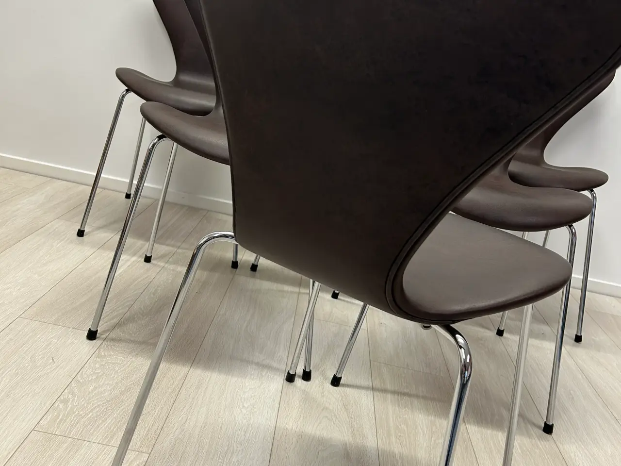 Billede 8 - FH 3107 Syverstole af Arne Jacobsen Læder