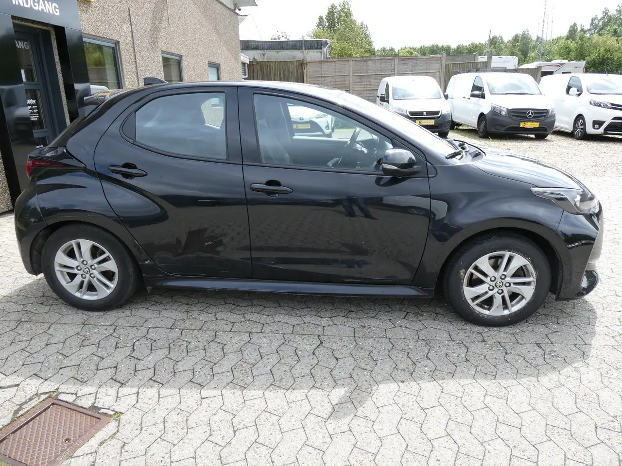 Billede 2 - Toyota Yaris 1,5 Hybrid Active e-CVT Van