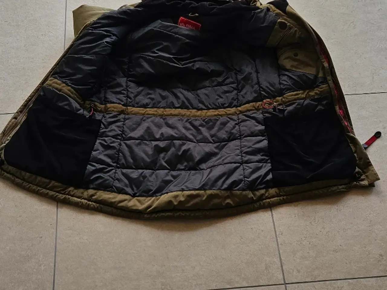 Billede 5 - Fjällräven olivengrøn parka damejakke str. S