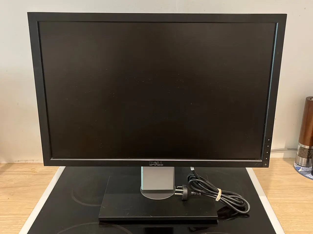 Billede 1 - Dell 22" skærm P2210f med drejefod