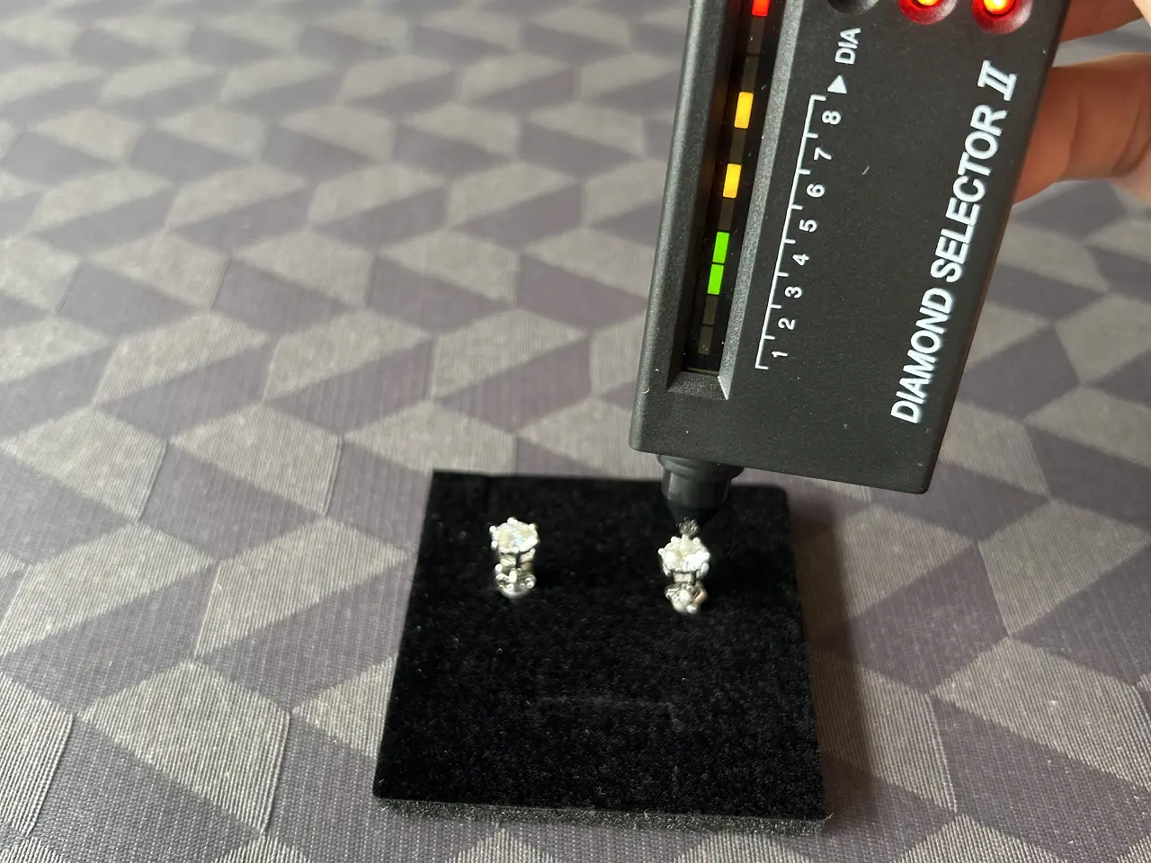 Billede 5 - Moissanite Øreringe 2 ct, 925 Sølv m/Hvidguld