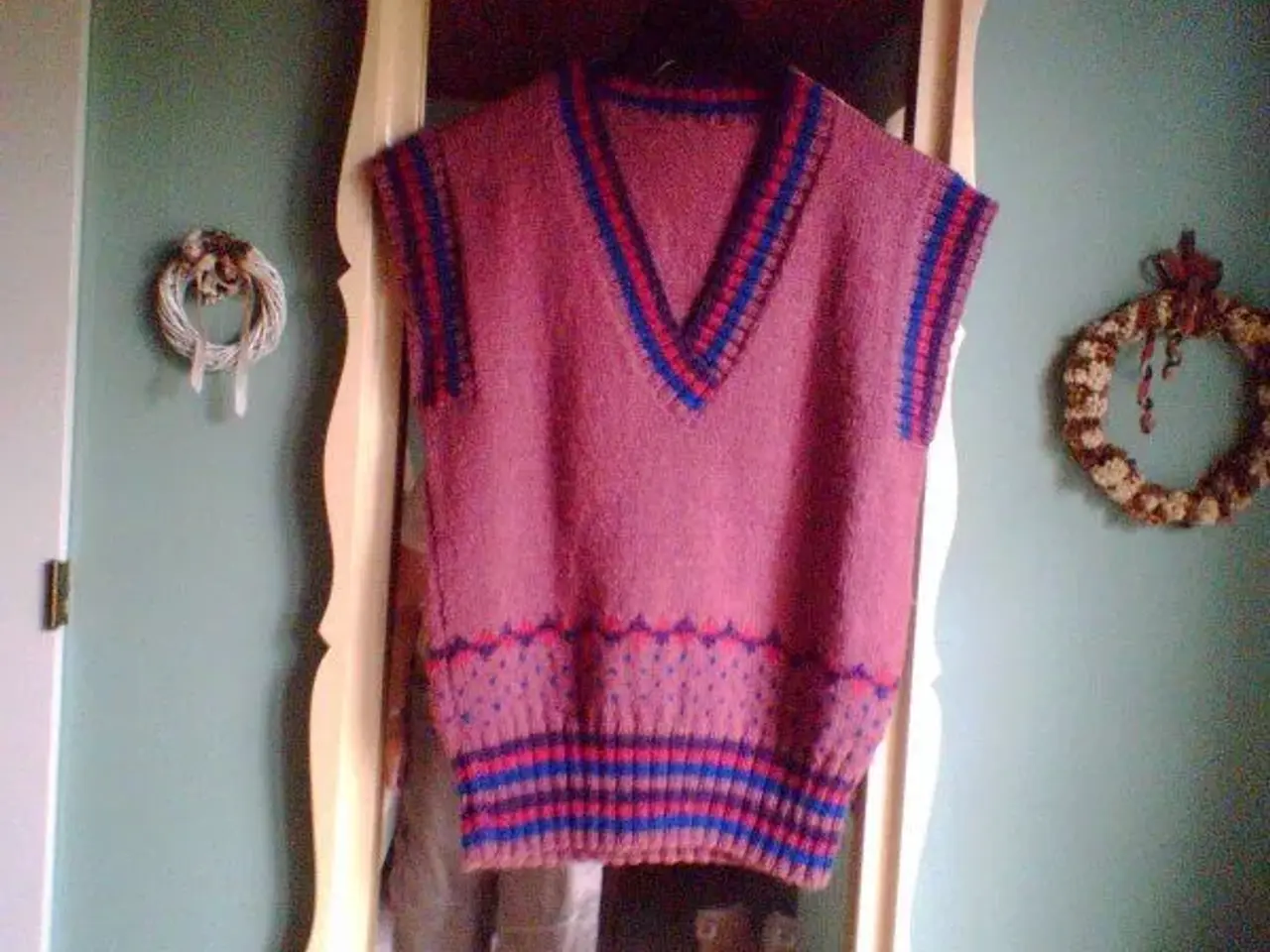 Billede 1 - Højeste mode, retro, håndstrikket vest