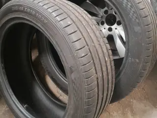 Kumho sommerdæk 245/45-19