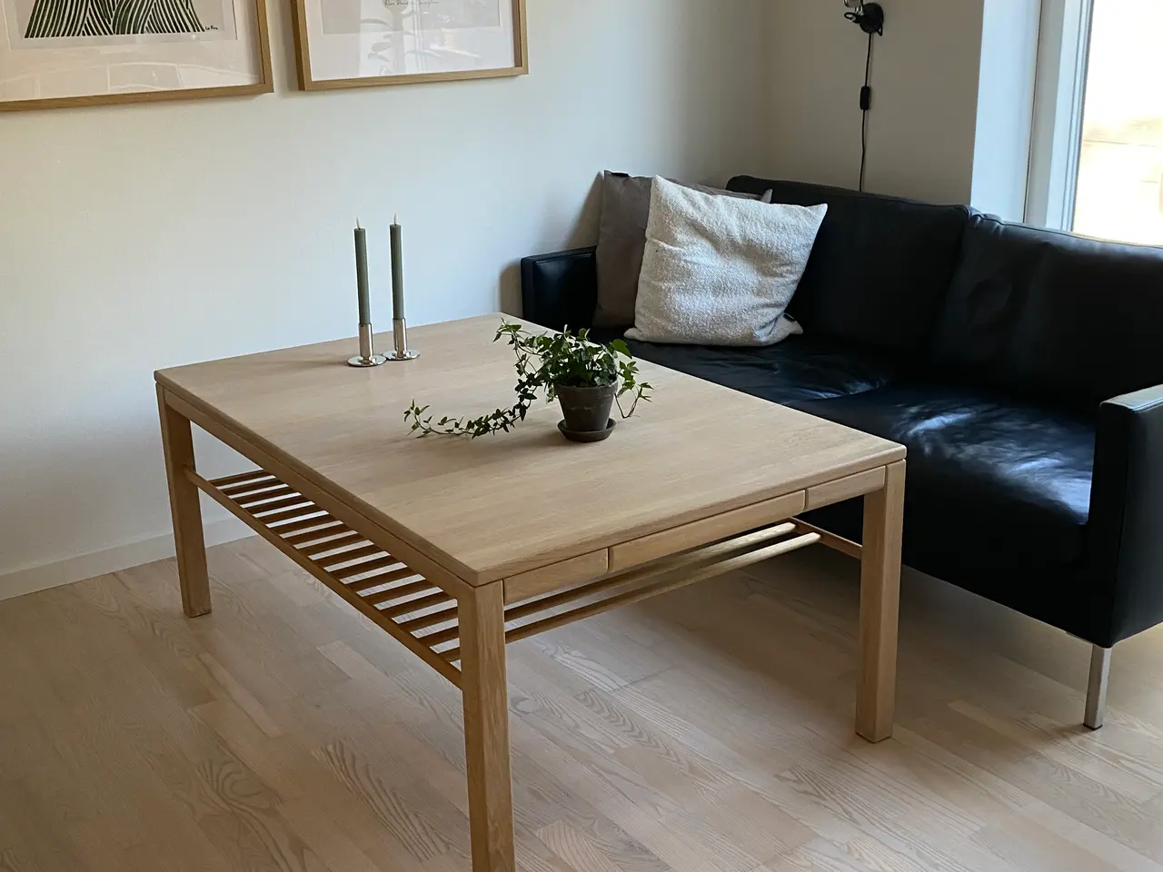 Billede 2 - Sofabord i hvidolieret egtræ