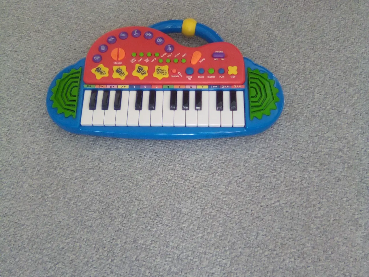 Billede 1 - keyboard bärn
