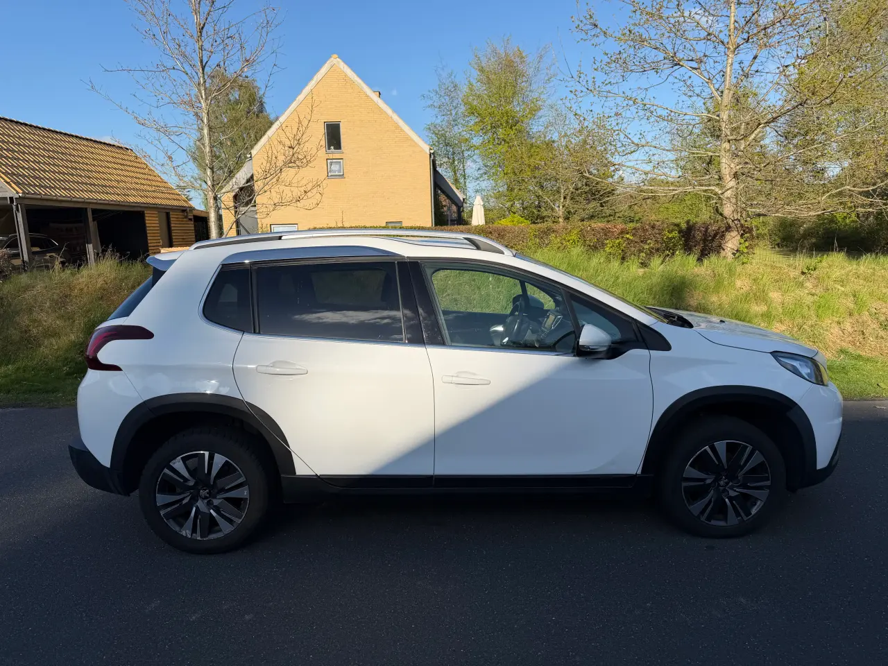 Billede 2 - Salg af Peugeot 2008 bil