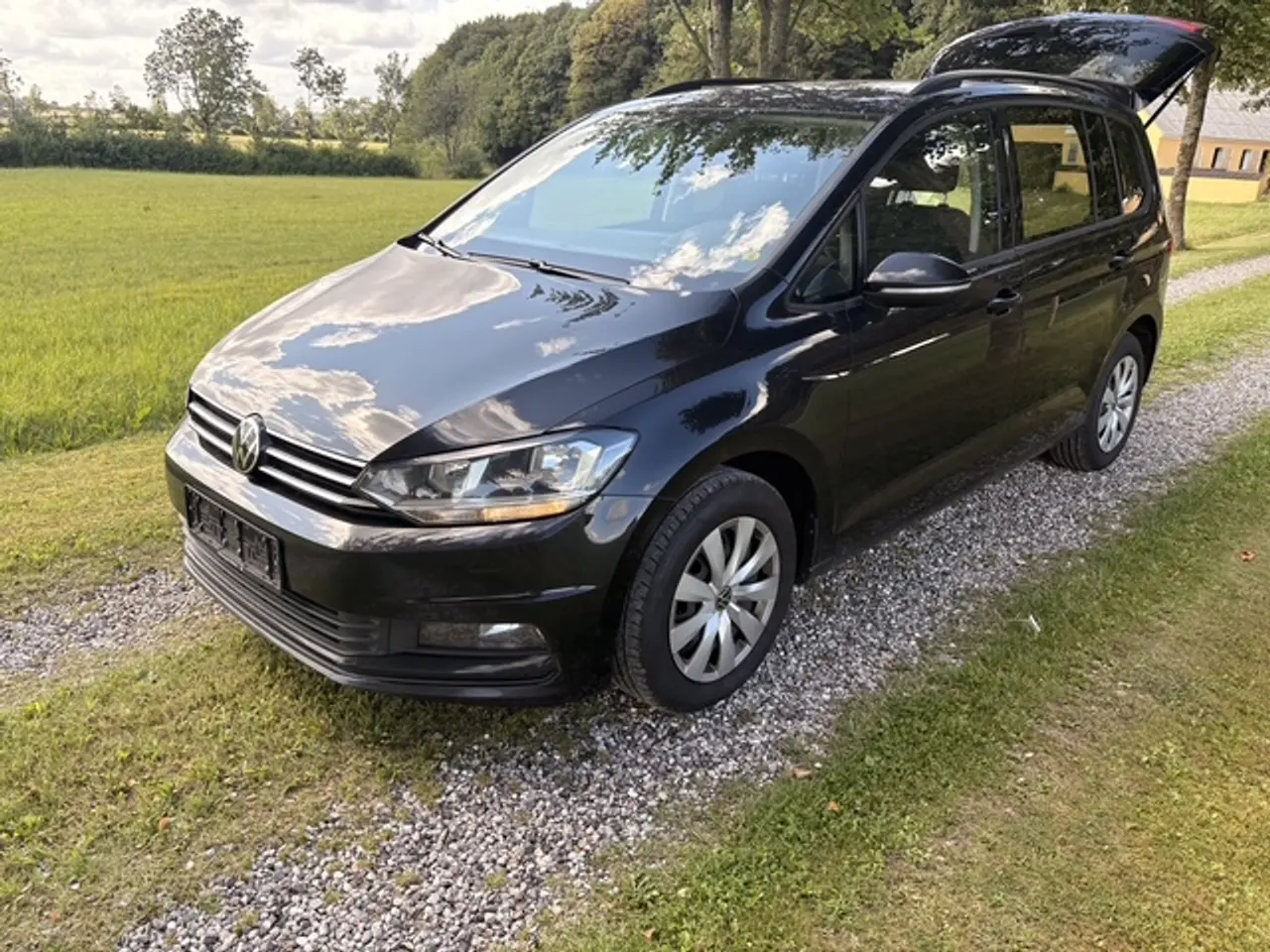 Billede 2 - VW Touran 2,0 TDi 122 Comfortline Van 5d Nysynet