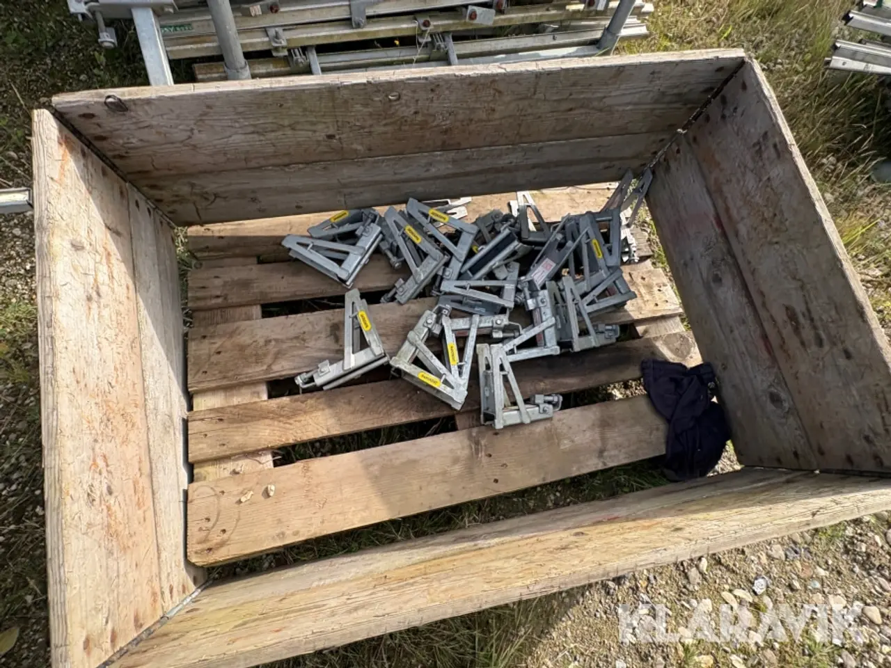 Billede 9 - Sikkerhedsudstyr GuardLite cirka 5000 dele