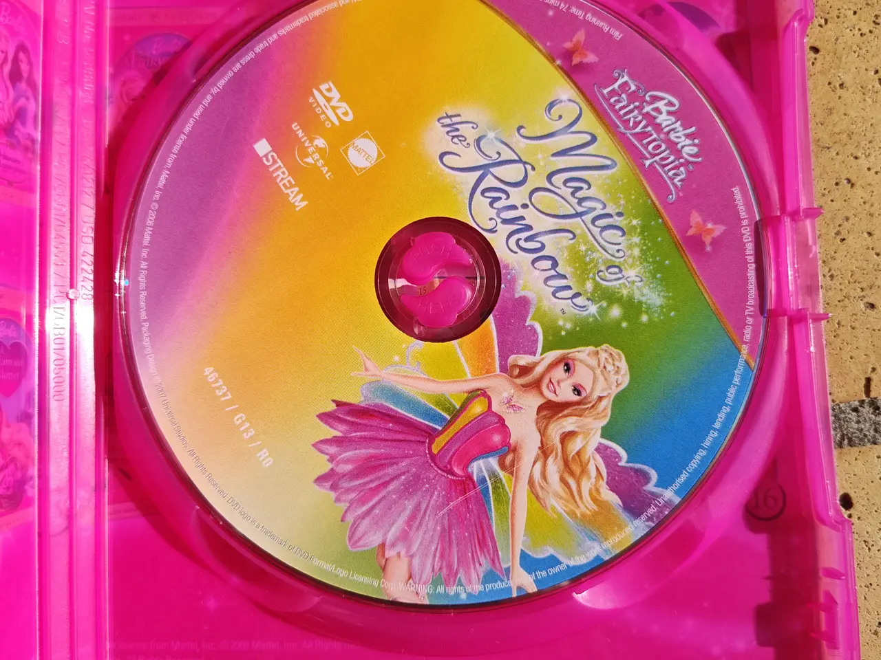Billede 2 - Barbie Regnbuens Magi DVD