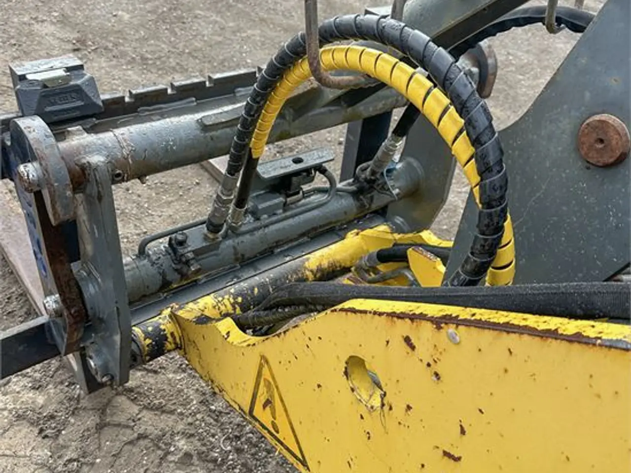 Billede 27 - Kramer 8085 - Vægt / weight 4,8 ton