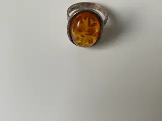 Rav-fingerring