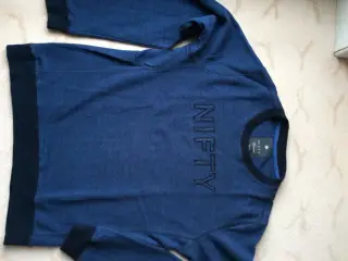Nifty bluse