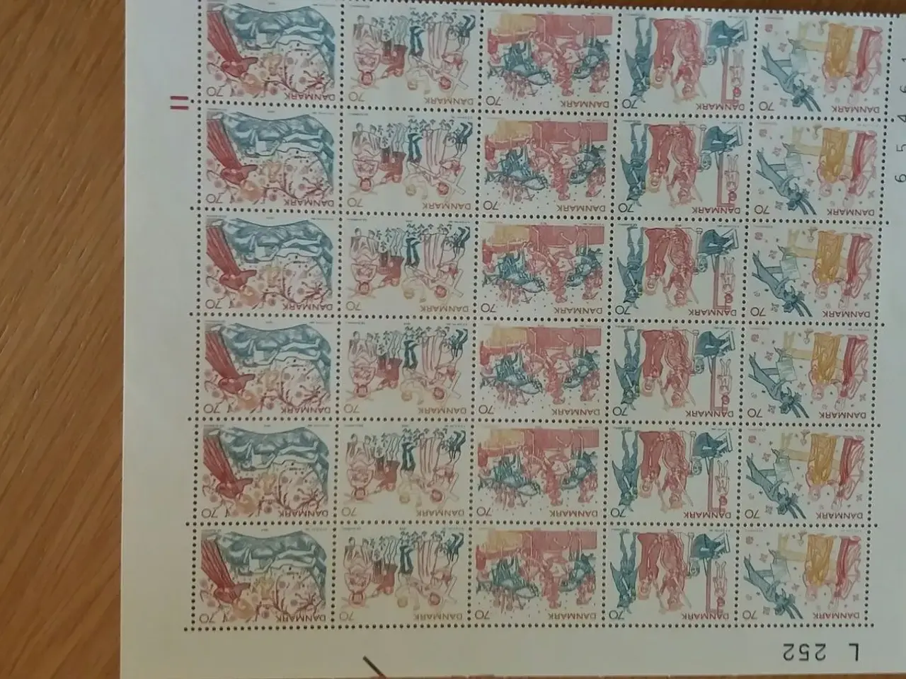 Billede 1 - AFA 552-56 Kalkmalerier på frimærker