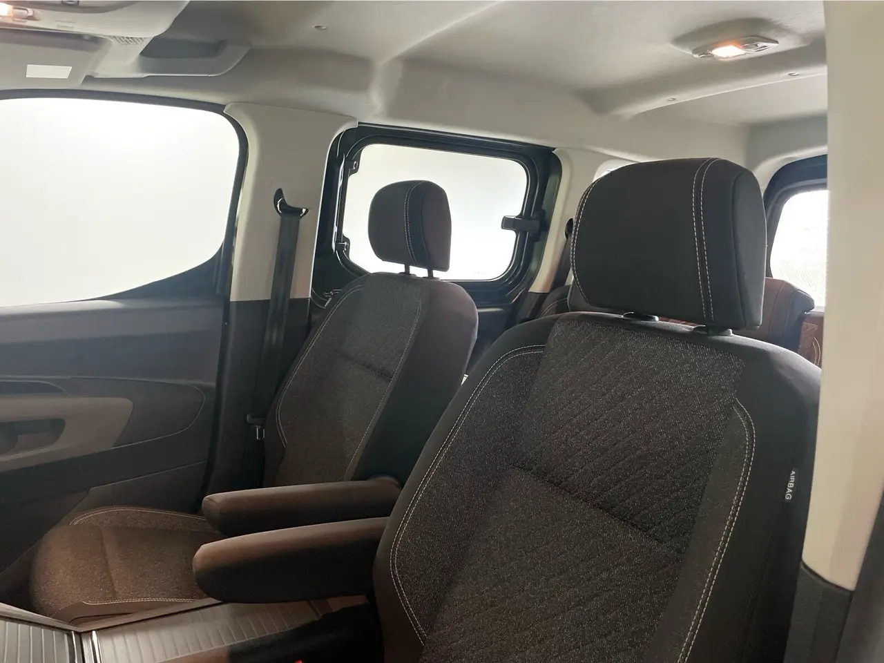 Billede 15 - Peugeot e-Rifter 54 Allure