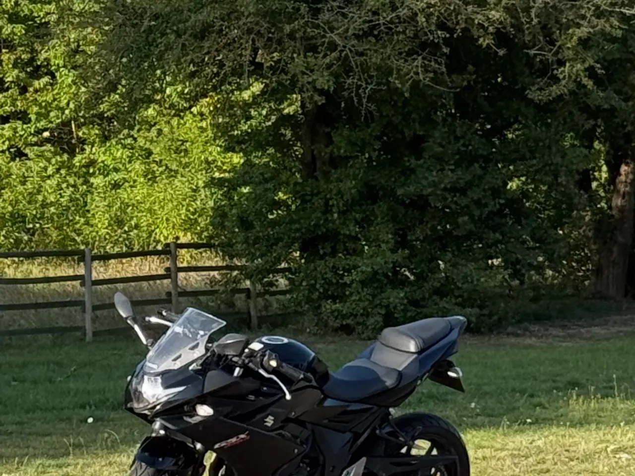 Billede 1 - 🏍️ Suzuki GSX250R