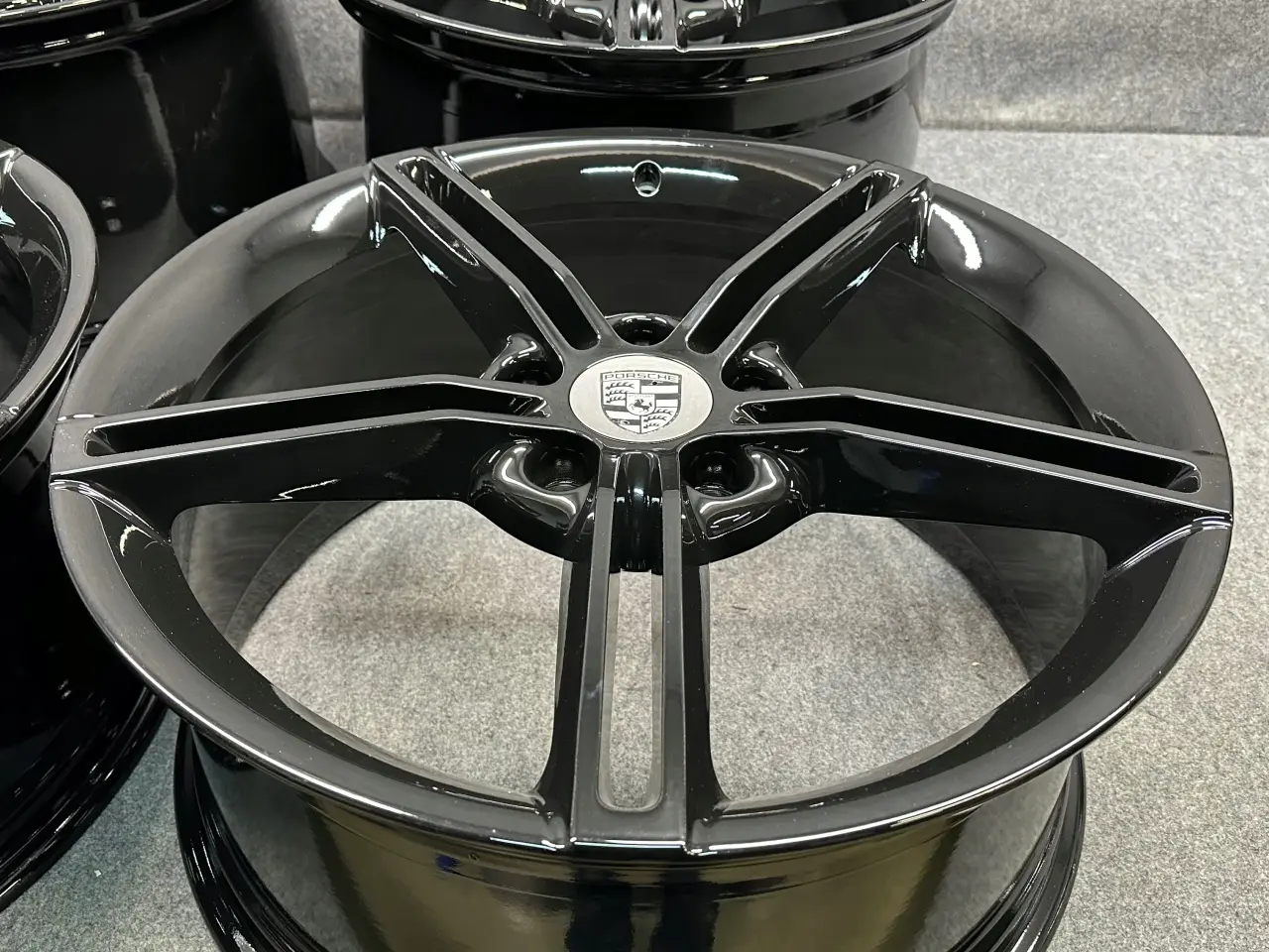 Billede 8 - PORSCHE TAYCAN MISSION E 9J1 9,5J og 11,5J x 21"
