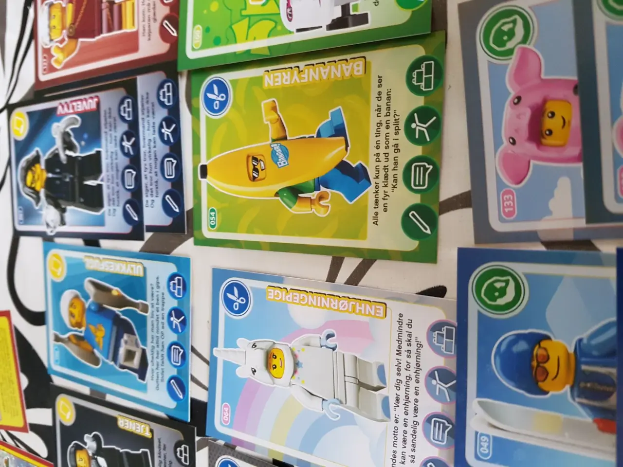 Billede 6 - Lego kort sælges.