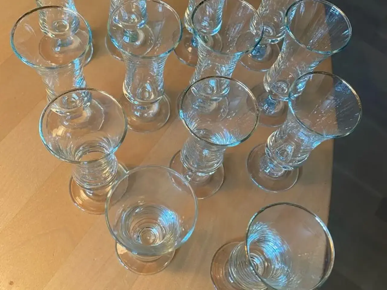 Billede 3 - Fine høje snapseglas