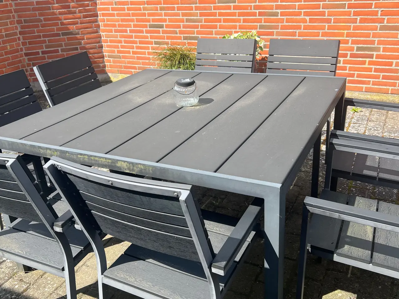 Billede 1 - Firkantet havebord i nonwood