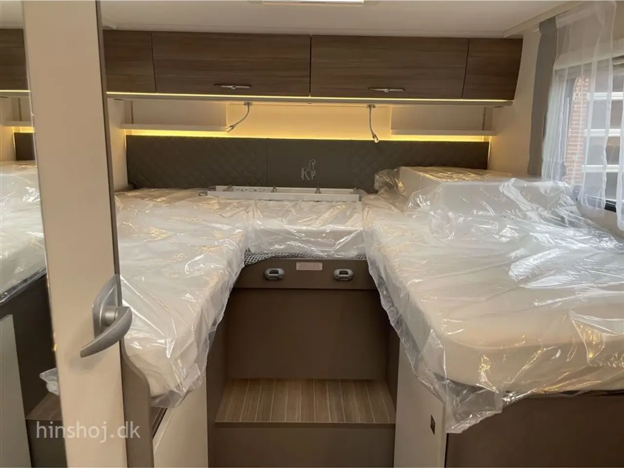 Billede 3 - 2025 - Etrusco T 7400 SB Aut Etrusco By Hymer – Italiensk Kvalitet og Komfort fra Hinshøj Caravan