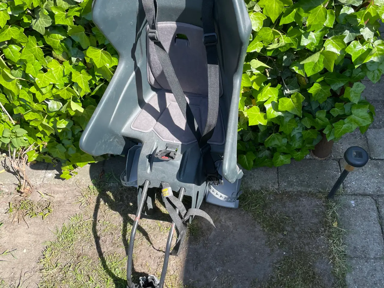 Billede 2 - Barnestol til cykel .