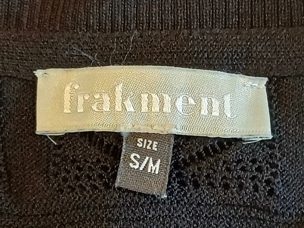 Billede 6 - Frakment sort kjole, størrelse S/M