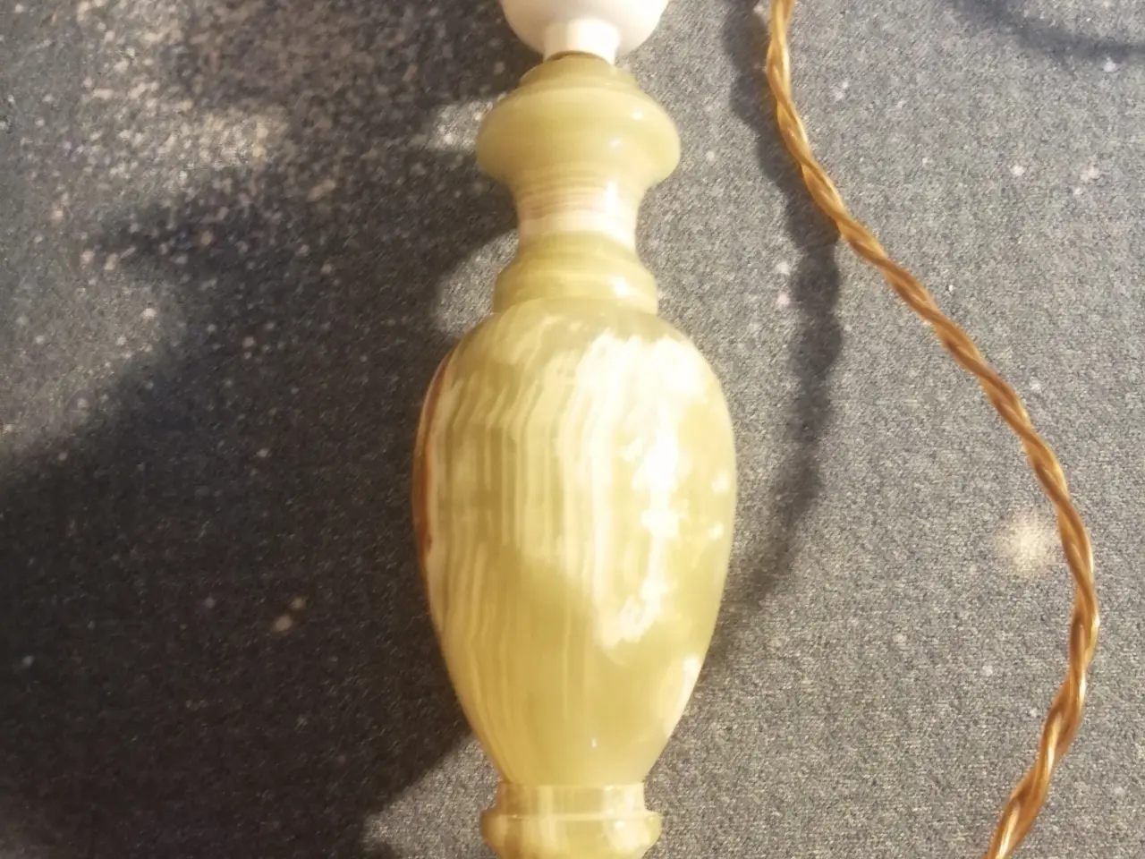 Billede 5 - Smuk Onyx Bordlampe
