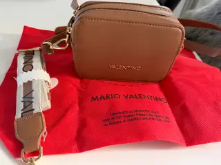 Helt ny Valentino skulder taske.