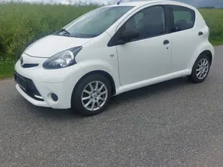 Toyota Aygo 1,0 benzin. Nysynet 11.06.2026