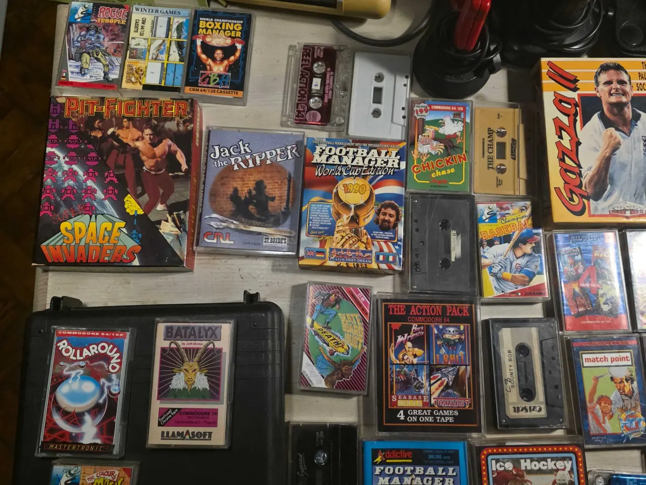 Billede 13 - 2 Commodore 64, Spil og Tilbehør