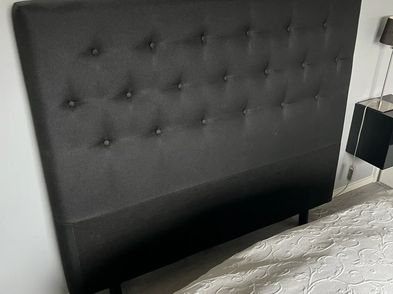 Billede 3 - Boxmadras 140x200 cm med topmadras og sengegavl