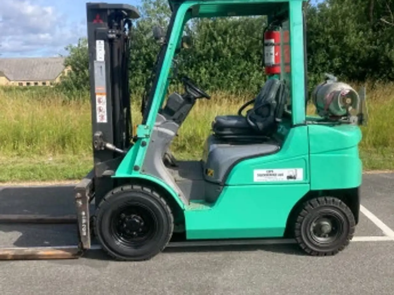 Billede 1 - Mitsubitsi 2500KG Gastruck 2016 Nye Dæk Klar til lev.