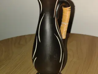 Flot Aksini vase/kande