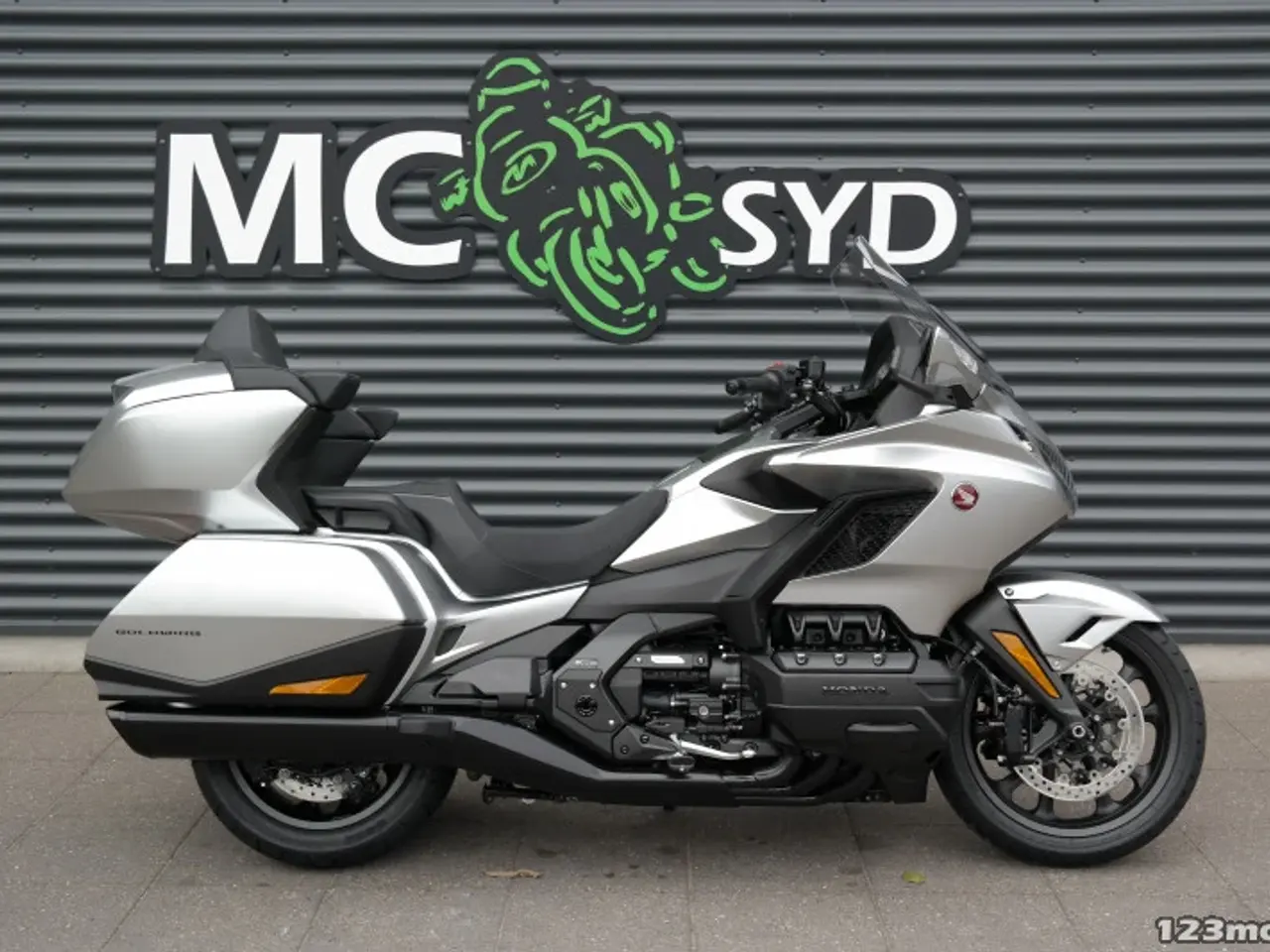 Billede 1 - Honda GL 1800 Gold Wing MC-SYD       BYTTER GERNE