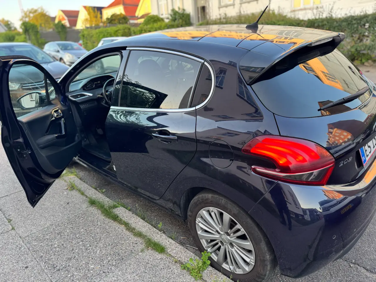 Billede 10 - 2017 Peugeot 208 (B. Cam, Facelift Model,A. Alloy)