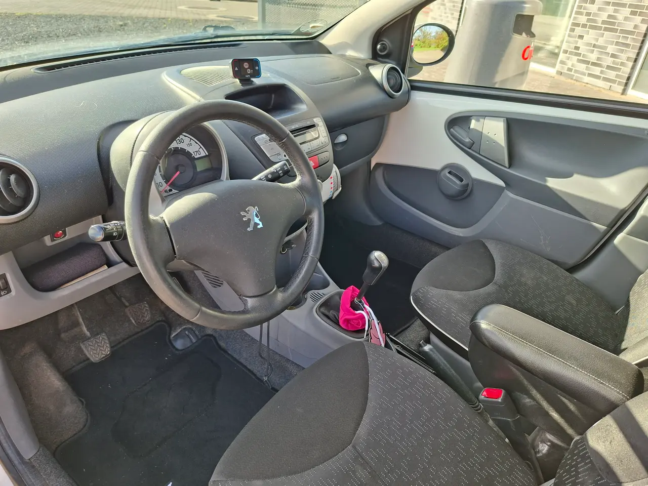 Billede 8 - Nysynet Peugeot 107.