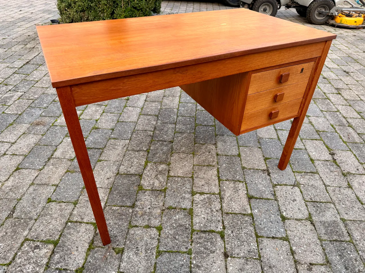 Billede 2 - Teaktræ Skrivebord, mid century, Domino møbler