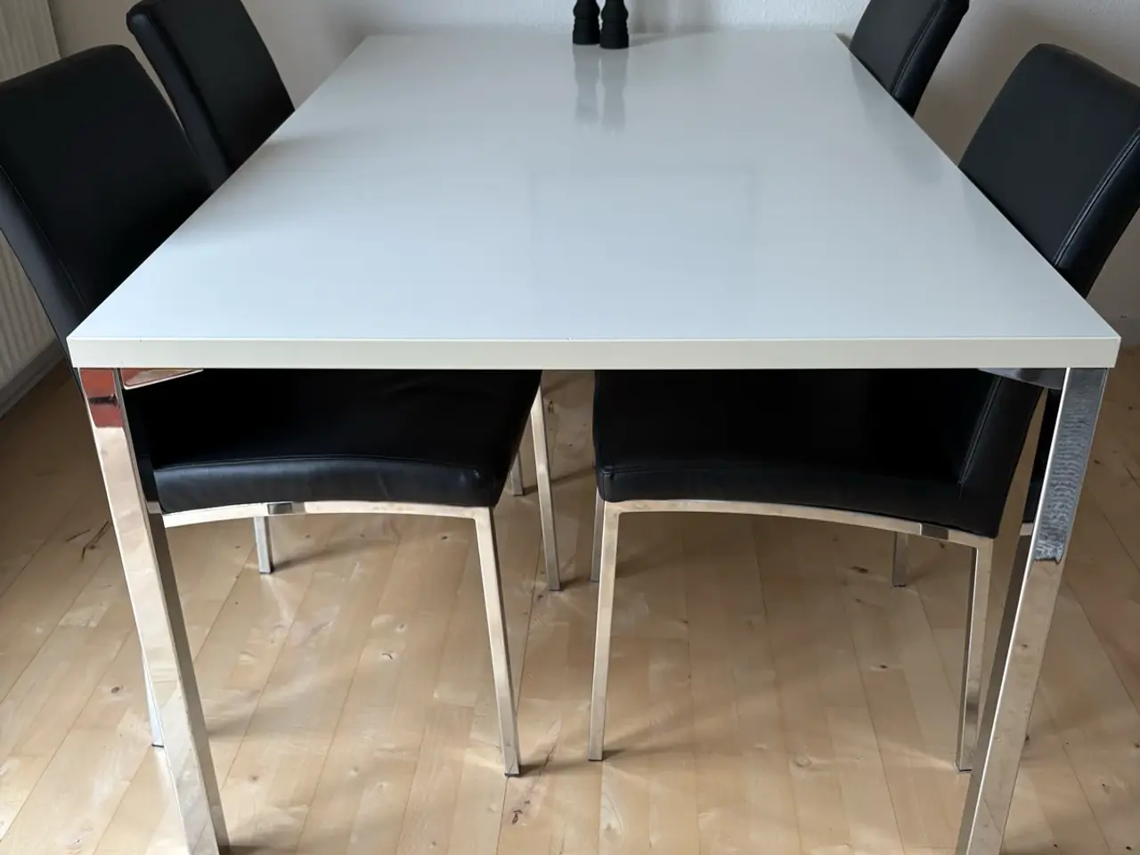 Billede 1 - Spisebord med tillægsplade