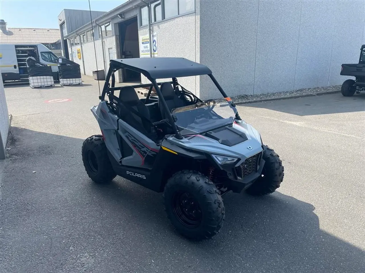 Billede 2 - Polaris RZR 200 Inkl. tag og halv forrude.